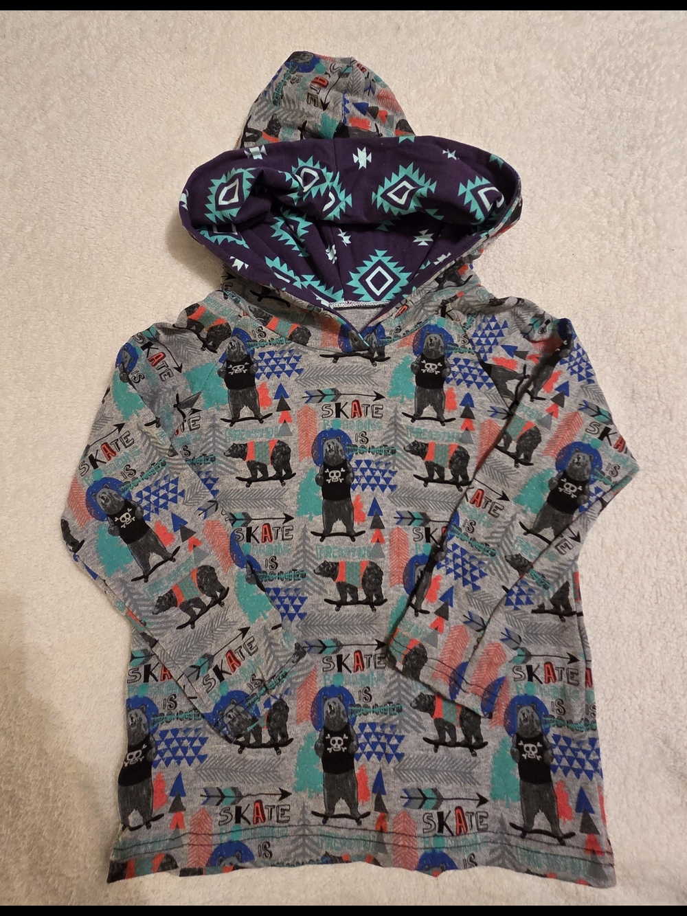 Handmade Boys Grey/Blue Grizzly/Skater Hoodie (Size 4T)